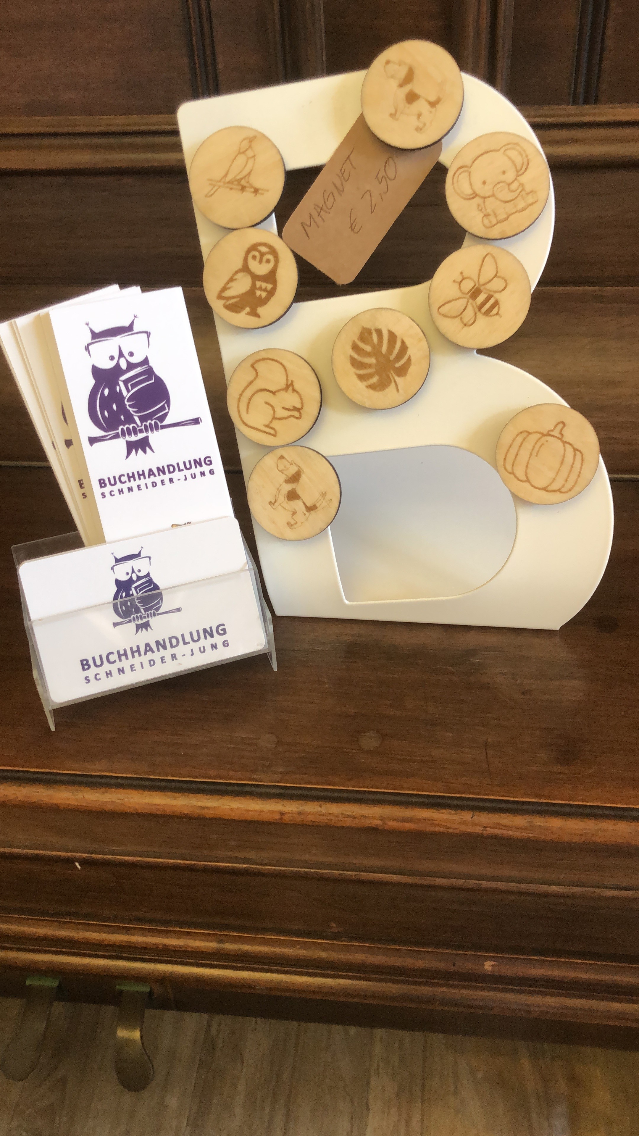 Magnet mit verschiedenen Motiven Magnet mit verschiedenen Motiven