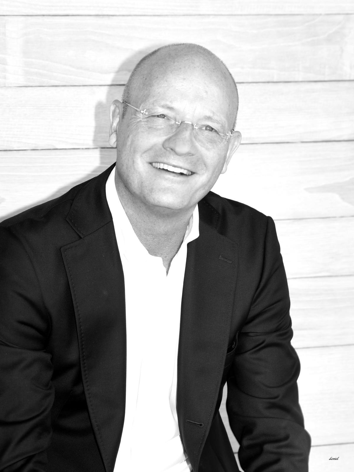 9783430211048_autorenbild_01 9783430211048_autorenbild_01.jpg