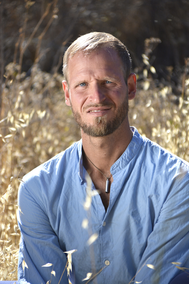 9783946026143_autorenbild_01 9783946026143_autorenbild_01.jpg