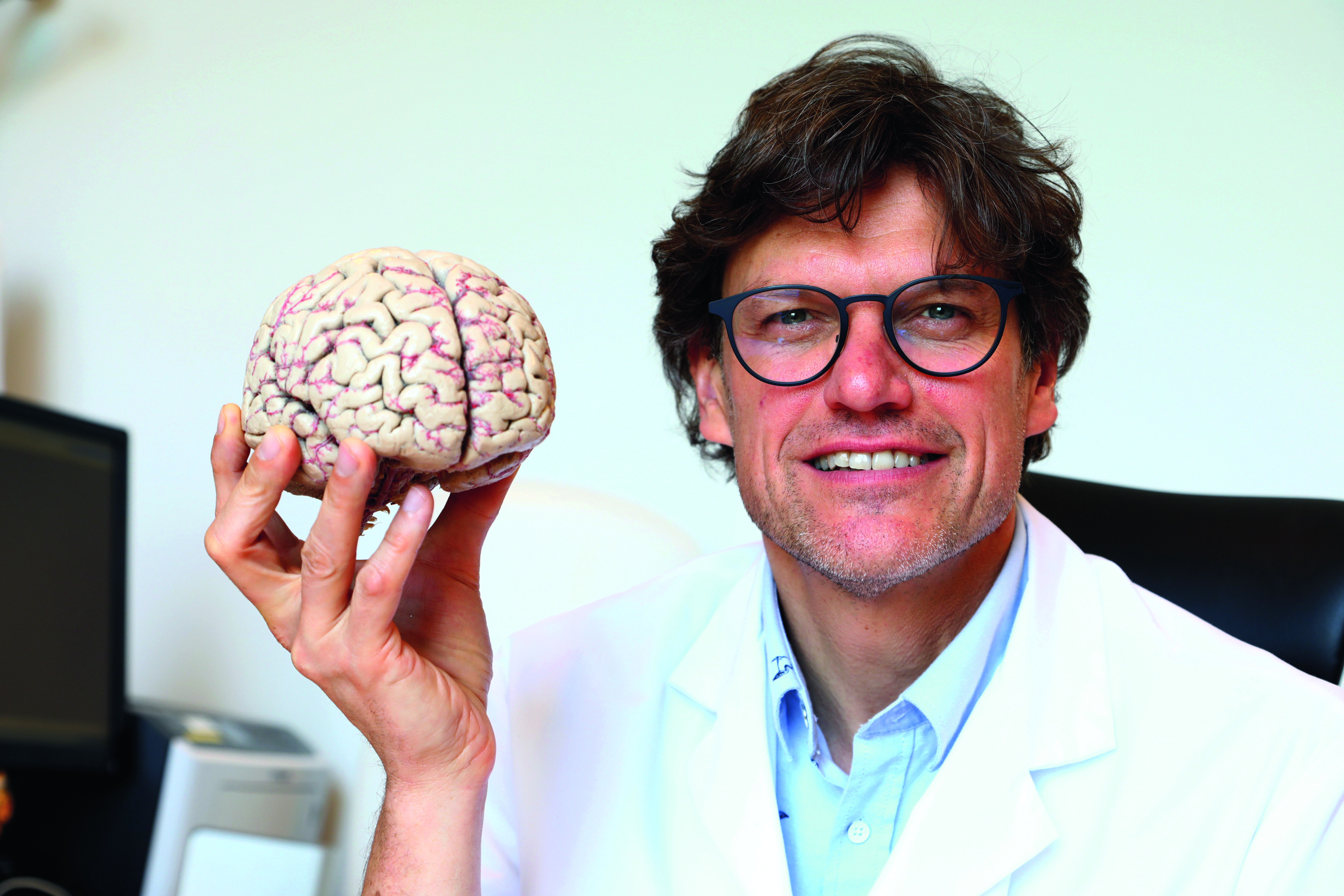 9783742318138_autorenbild_01 9783742318138_autorenbild_01.jpg