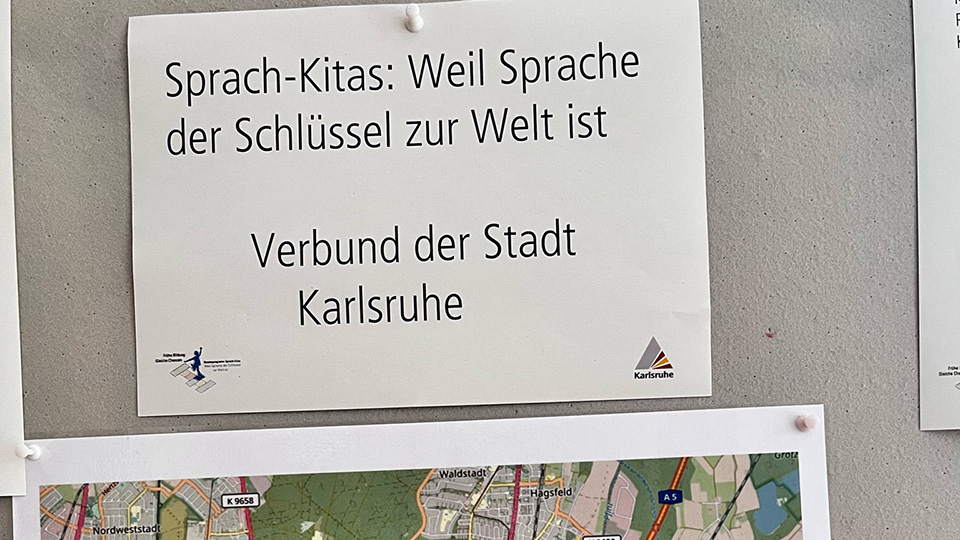 Fachtagung Sprachkindergarten: Wie Bücher die Sprachentwicklung unterstützen können Fachtagung Sprachkindergarten: Wie Bücher die Sprachentwicklung unterstützen können