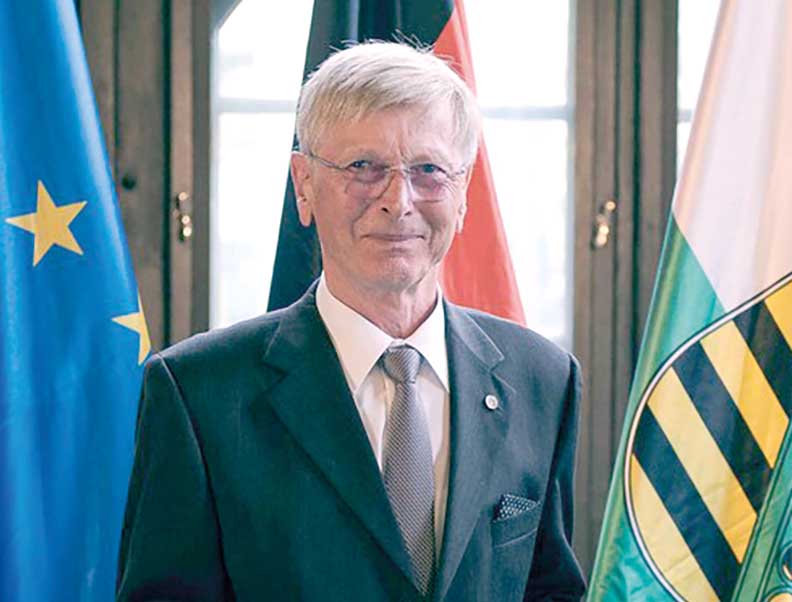 9783907347461_autorenbild_01 9783907347461_autorenbild_01.jpg