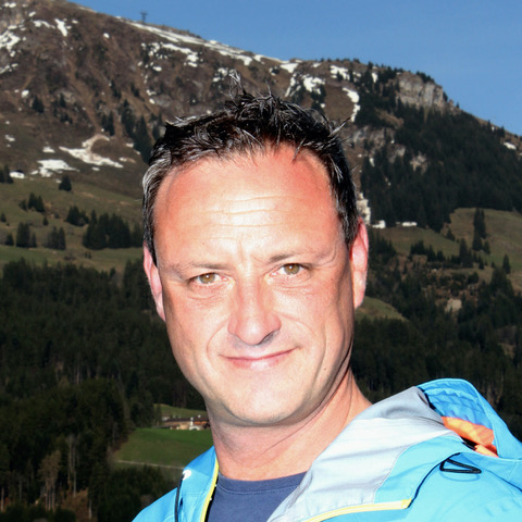 9783747404393_autorenbild_01 9783747404393_autorenbild_01.jpg