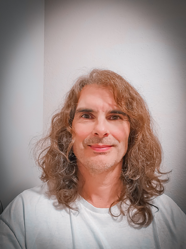 9783039770137_autorenbild_01 9783039770137_autorenbild_01.jpg