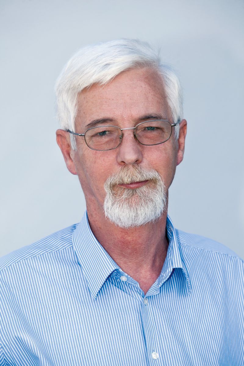 9788870738988_autorenbild_01 9788870738988_autorenbild_01.jpg