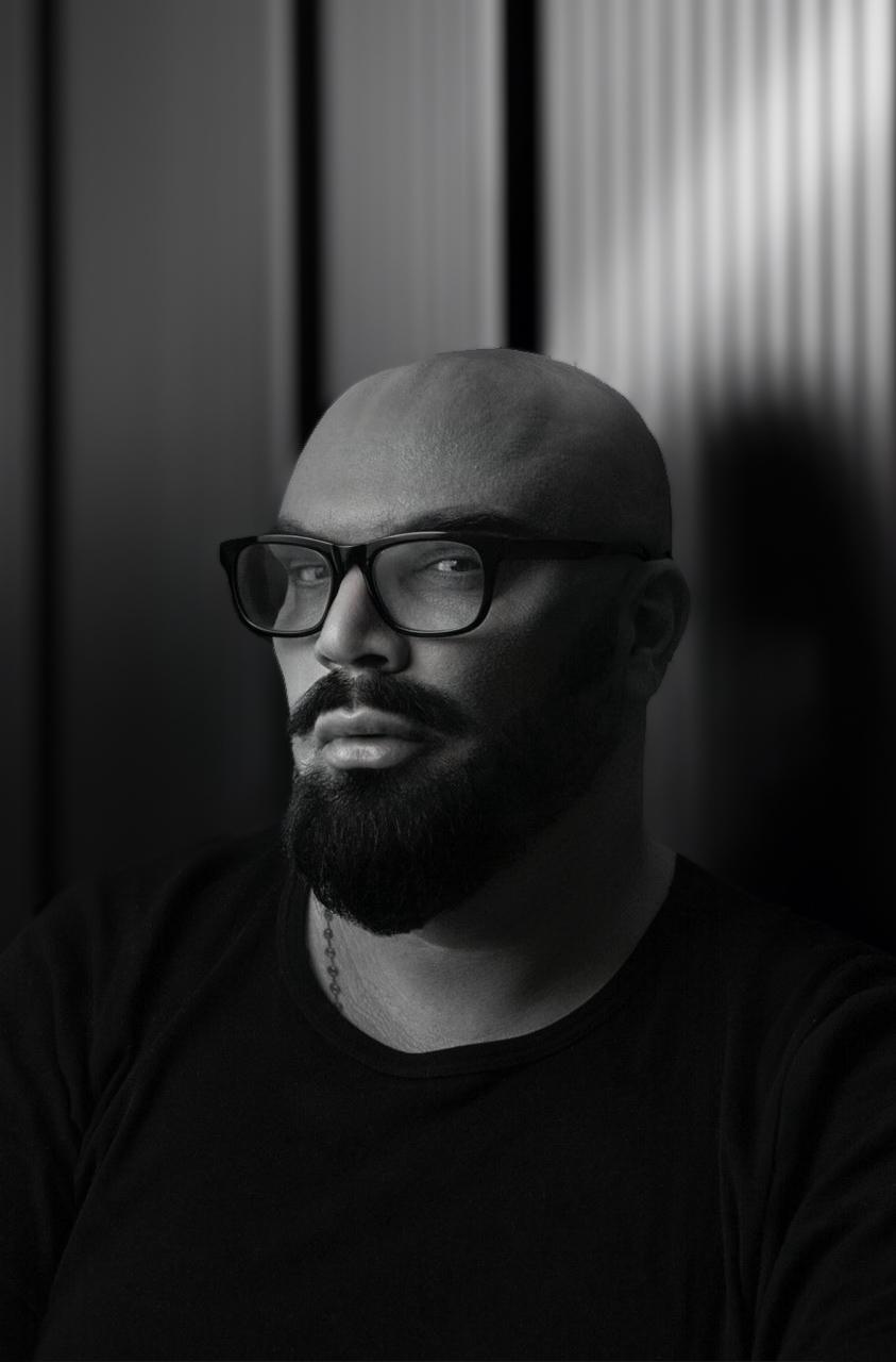 9783742329059_autorenbild_01 9783742329059_autorenbild_01.jpg