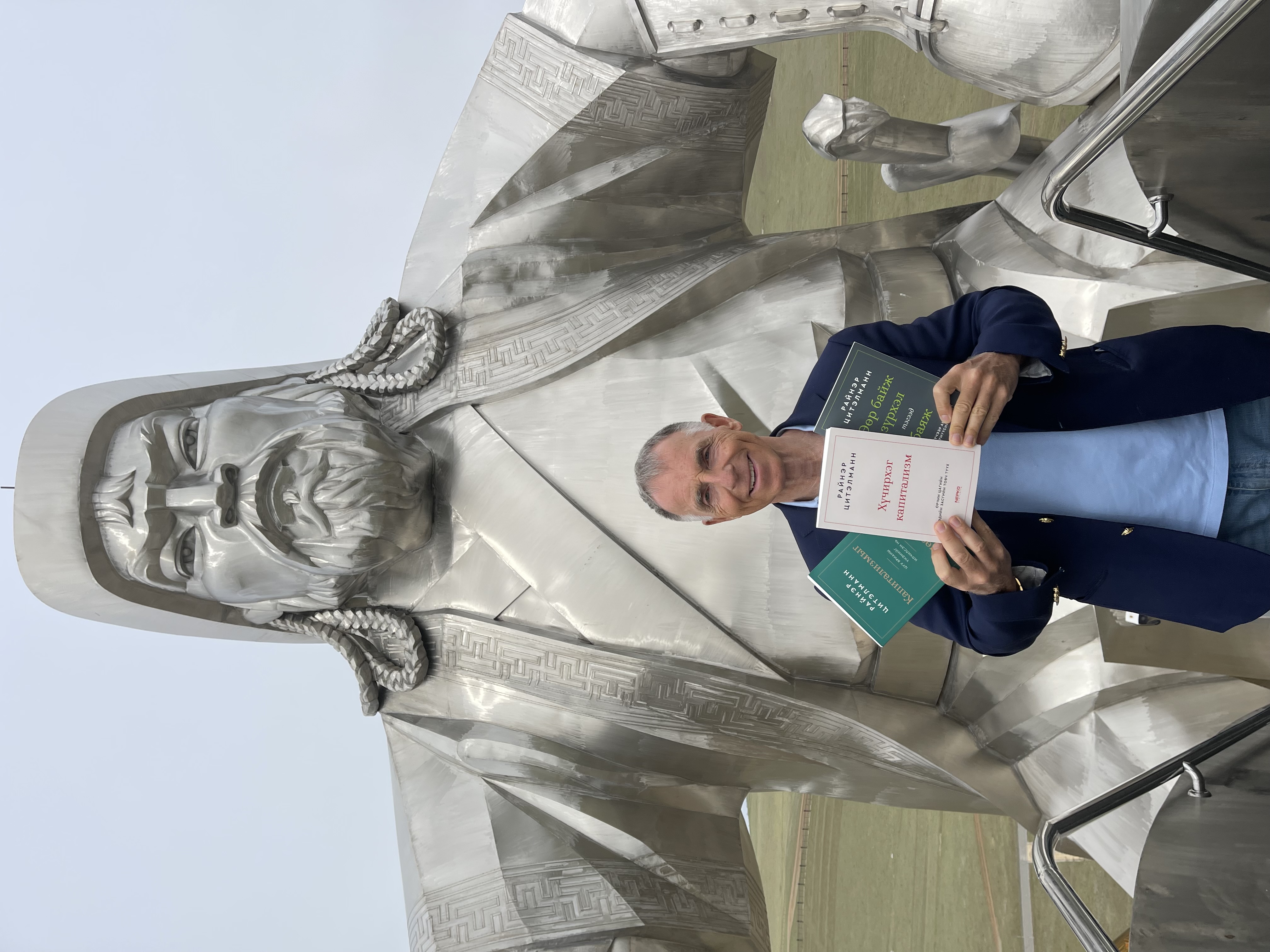 9783959727839_autorenbild_01 9783959727839_autorenbild_01.jpg