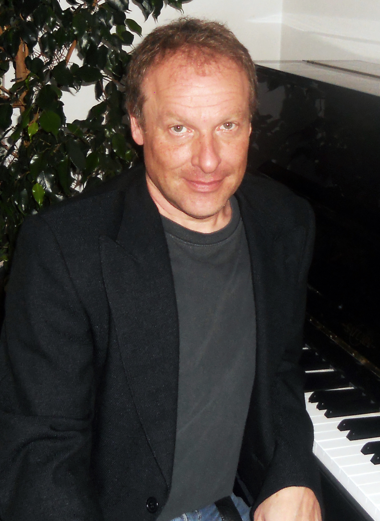 9783866421332_autorenbild_01 9783866421332_autorenbild_01.jpg