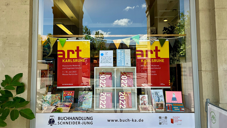 Messekatalog  der art Karlsruhe 2022 ist ab heute bei uns verfügbar