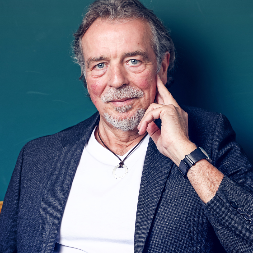 9783347666580_autorenbild_01 9783347666580_autorenbild_01.jpg